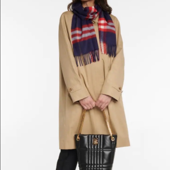 Burberry-Authentic Giant Check Cashmere Scarf NEW - Picture 12 of 12